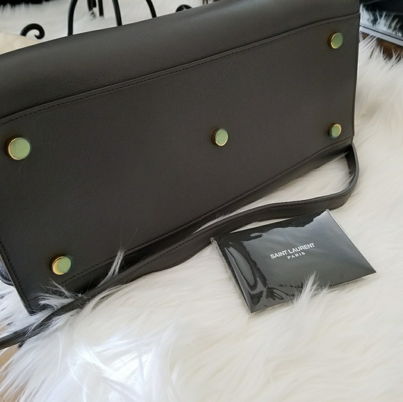 100% Authentic Saint Laurent Sac De Jour. *MINT* - Picture 7 of 8